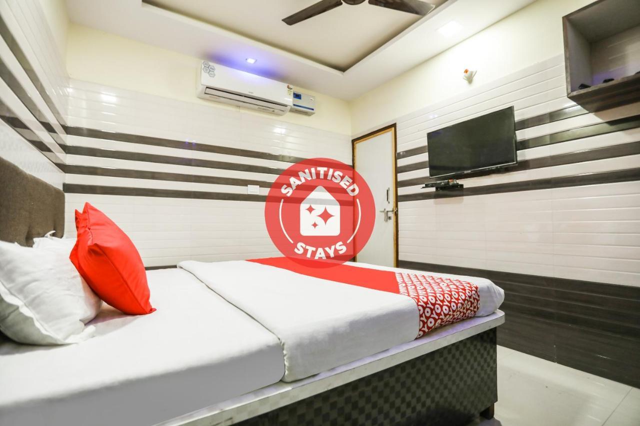 Oyo 71693 Starlight Hotel Gangānagar Exteriér fotografie